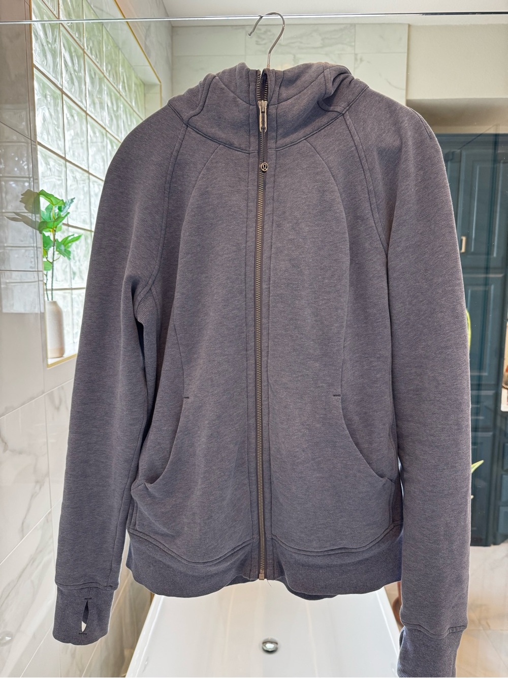 Women’s Lululemon Zip-Up Hooded Sweatshirt - Gray